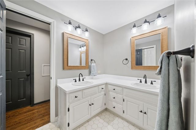 3116 Treeline Dr, Murrysville, PA 15668