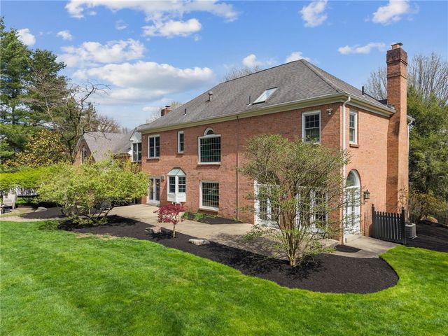 3116 Treeline Dr, Murrysville, PA 15668