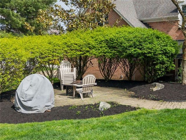 3116 Treeline Dr, Murrysville, PA 15668