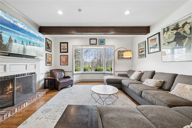3116 Treeline Dr, Murrysville, PA 15668