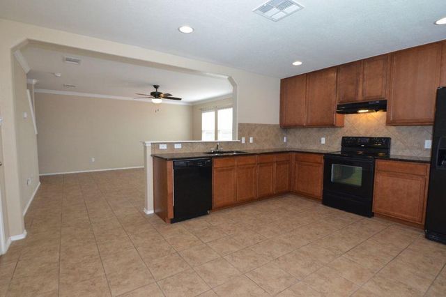 11525 Autumn Ash DR, Manchaca, TX 78652