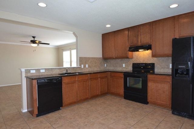 11525 Autumn Ash DR, Manchaca, TX 78652