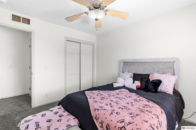 11828 S 52nd Street, Papillion, NE 68133