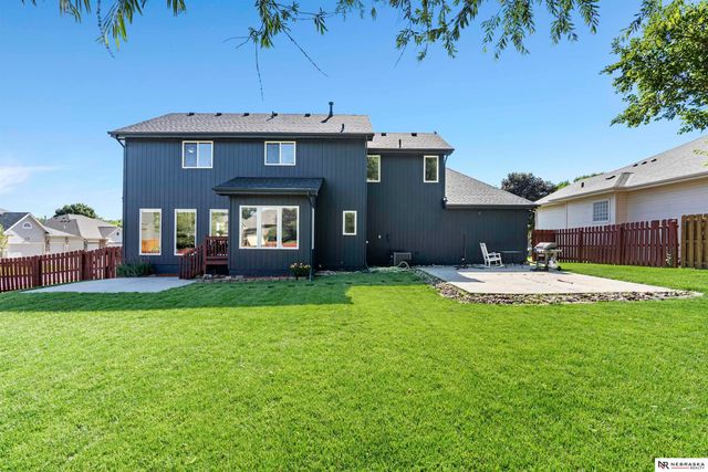 11828 S 52nd Street, Papillion, NE 68133