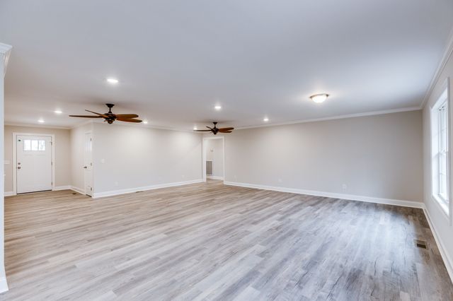 124 Lookout Ln, Pulaski, TN 38478