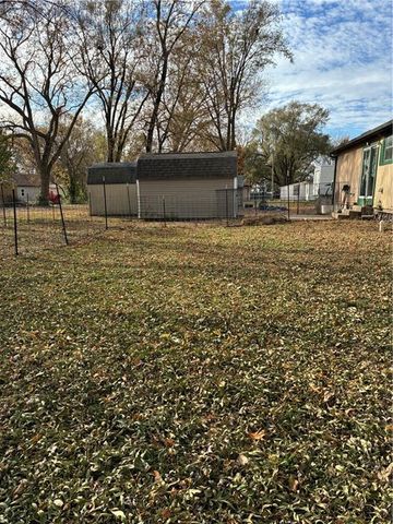 216 E Jackson Street, Sedalia, MO 65301