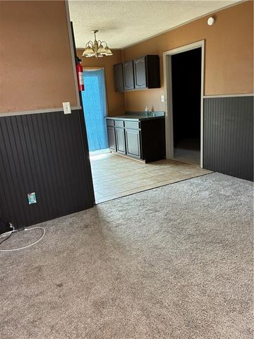 216 E Jackson Street, Sedalia, MO 65301