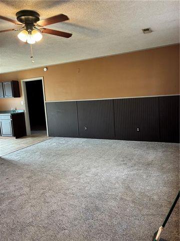 216 E Jackson Street, Sedalia, MO 65301