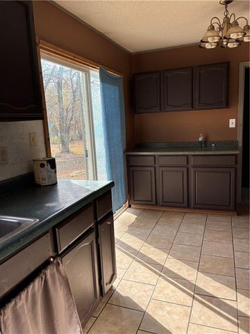 216 E Jackson Street, Sedalia, MO 65301