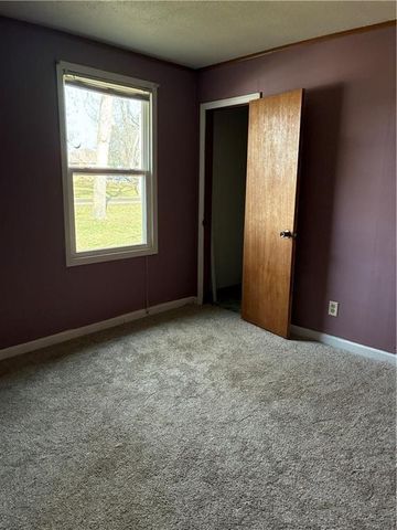 216 E Jackson Street, Sedalia, MO 65301