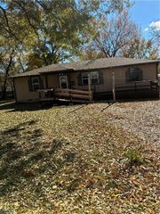 216 E Jackson Street, Sedalia, MO 65301