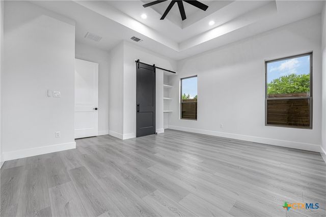 303 W Lane Ave, Manor, TX 78653