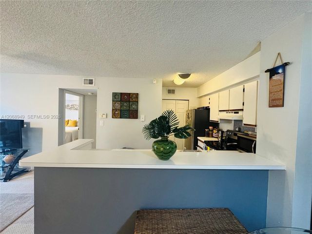 650 S Park Road 26-5, Hollywood, FL 33021