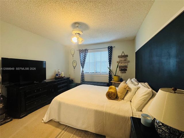650 S Park Road 26-5, Hollywood, FL 33021