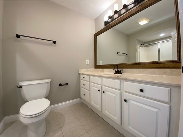 5665 Stone Lake Drive, Dayton, OH 45429