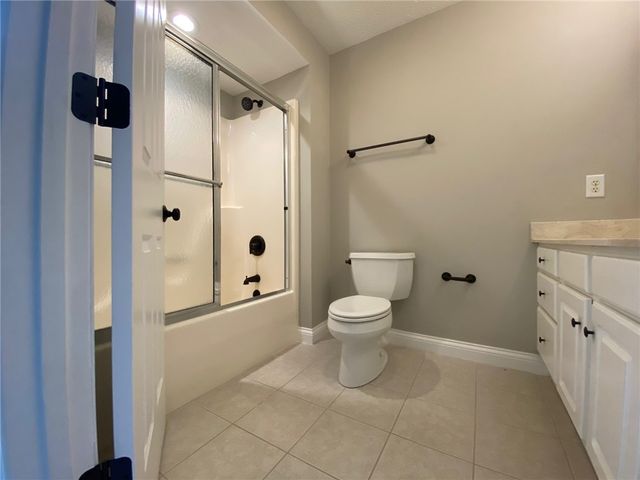 5665 Stone Lake Drive, Dayton, OH 45429