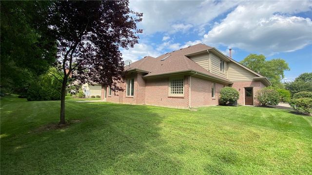 5665 Stone Lake Drive, Dayton, OH 45429