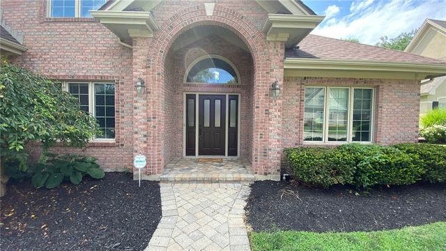 5665 Stone Lake Drive, Dayton, OH 45429