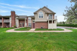 15235 Cornell Drive, Clinton Charter Township, MI 48038