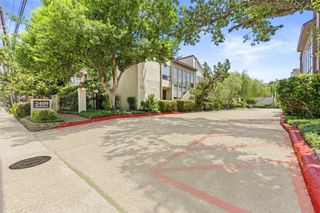 2409 Bering Drive 24, Houston, TX 77057