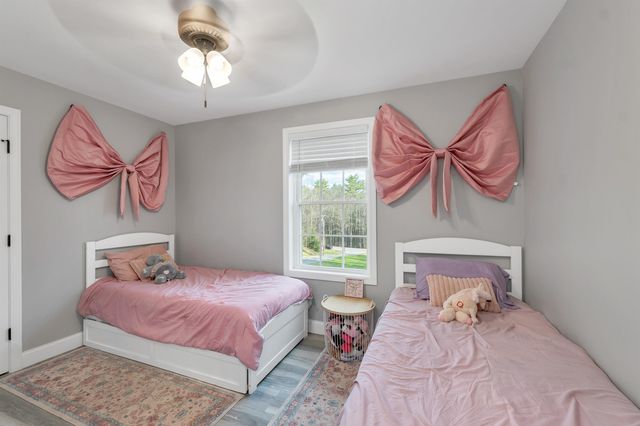 123 Parade Road, Barnstead, NH 03218