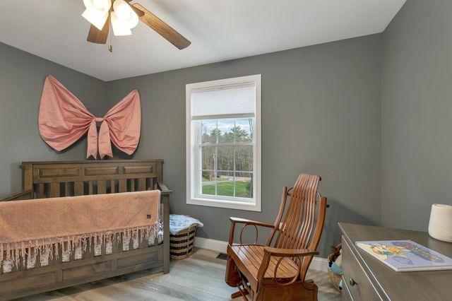 123 Parade Road, Barnstead, NH 03218