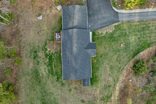 123 Parade Road, Barnstead, NH 03218