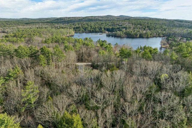 123 Parade Road, Barnstead, NH 03218