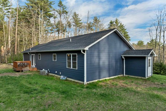 123 Parade Road, Barnstead, NH 03218