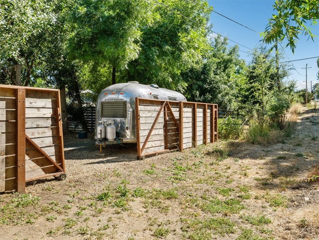 22450 I Street, Santa Margarita, CA 93453