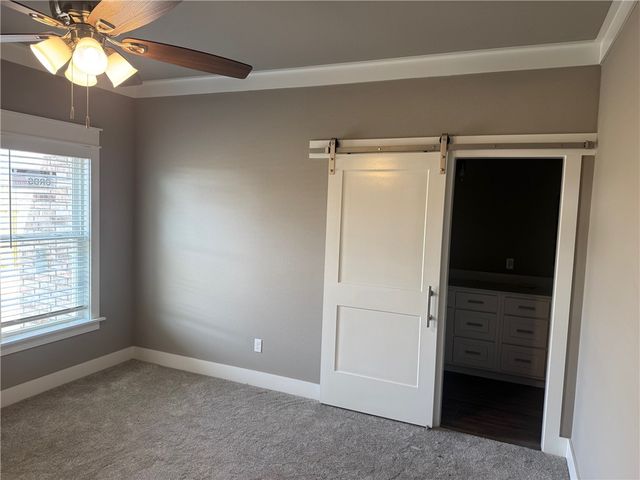 800 Phyllis Farm Road, Prairie Grove, AR 72753