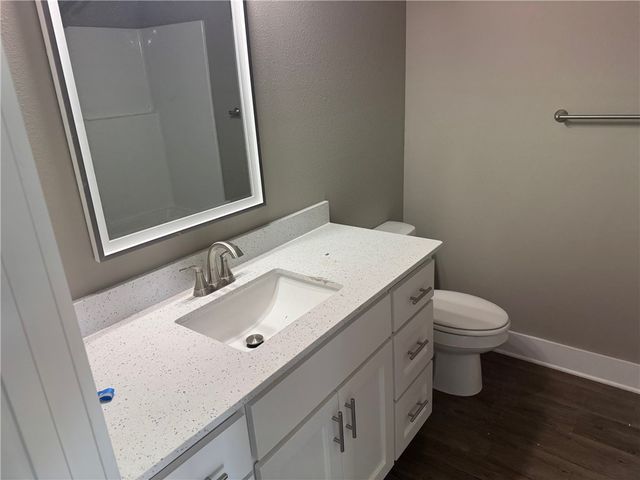 800 Phyllis Farm Road, Prairie Grove, AR 72753