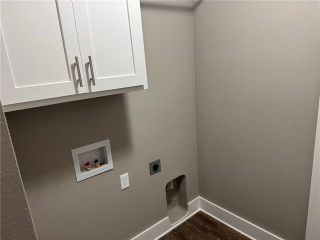 800 Phyllis Farm Road, Prairie Grove, AR 72753