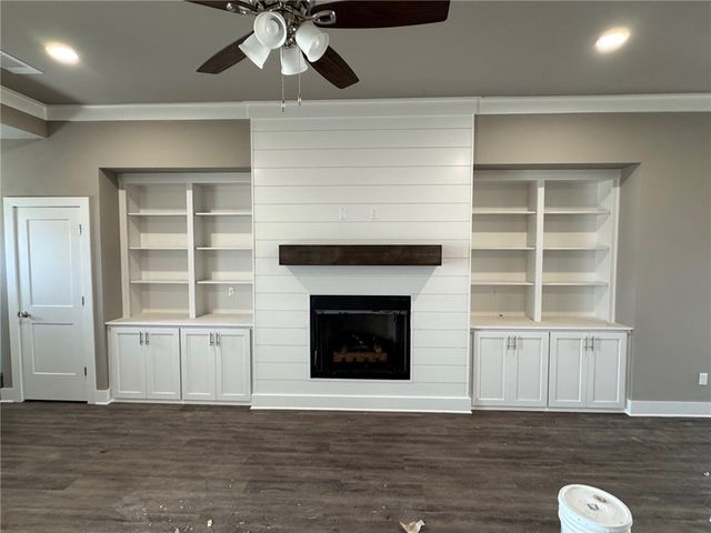 800 Phyllis Farm Road, Prairie Grove, AR 72753