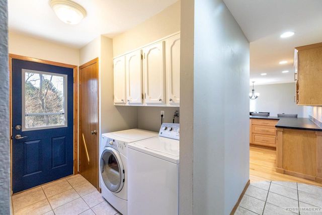 4930 Hickory Trail, Middleton, WI 53562
