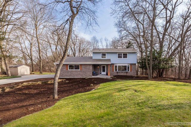4930 Hickory Trail, Middleton, WI 53562