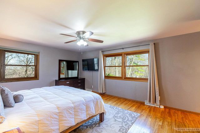 4930 Hickory Trail, Middleton, WI 53562