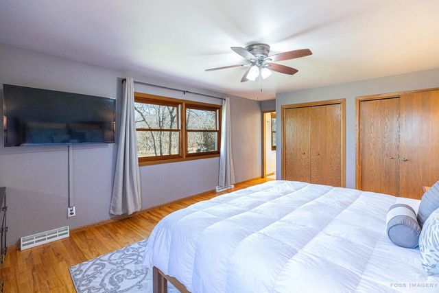 4930 Hickory Trail, Middleton, WI 53562