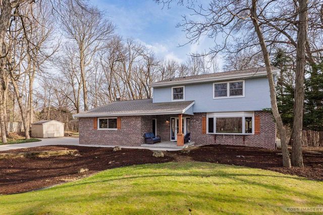 4930 Hickory Trail, Middleton, WI 53562