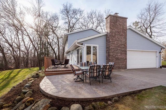 4930 Hickory Trail, Middleton, WI 53562