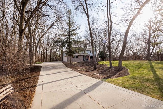 4930 Hickory Trail, Middleton, WI 53562