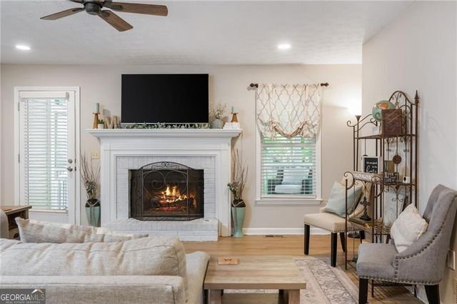 6011 Crabapple Way, Powder Springs, GA 30127