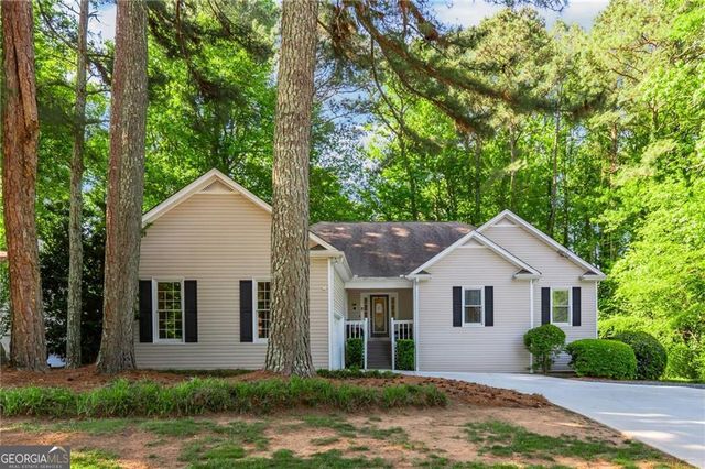 6011 Crabapple Way, Powder Springs, GA 30127