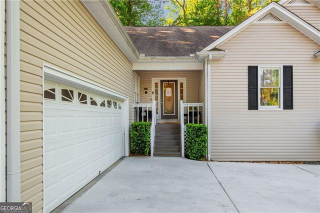 6011 Crabapple Way, Powder Springs, GA 30127