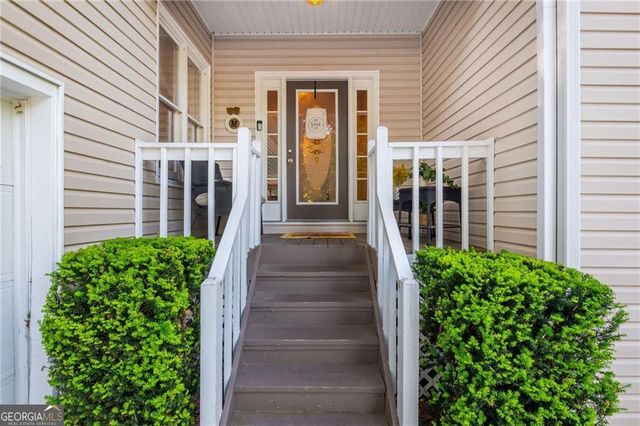 6011 Crabapple Way, Powder Springs, GA 30127