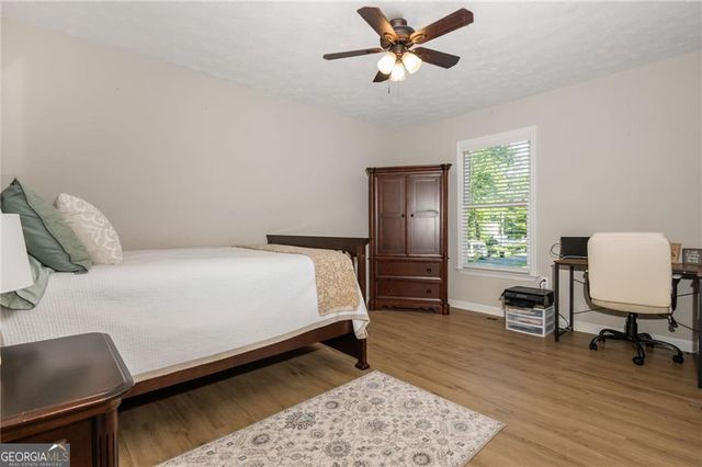 6011 Crabapple Way, Powder Springs, GA 30127