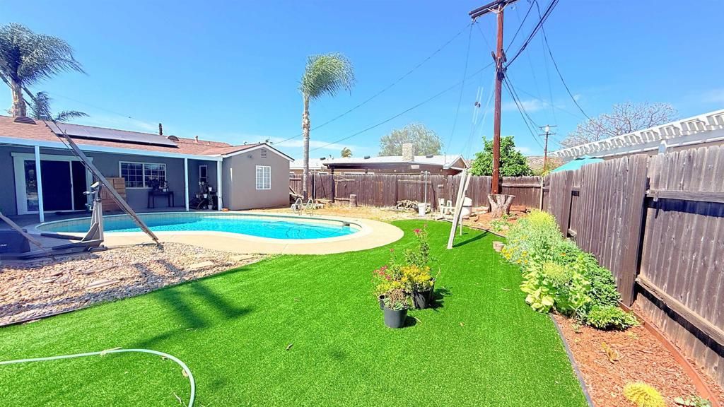 Image 2 of property listing at 1605 N Mollison Avenue, El Cajon, CA 92021