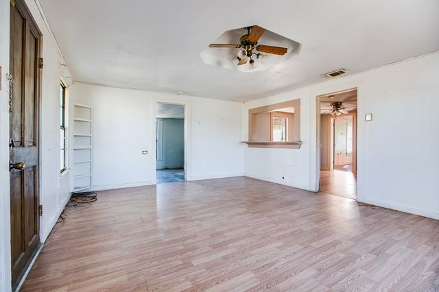 723 Hughes St, San Angelo, TX 76903