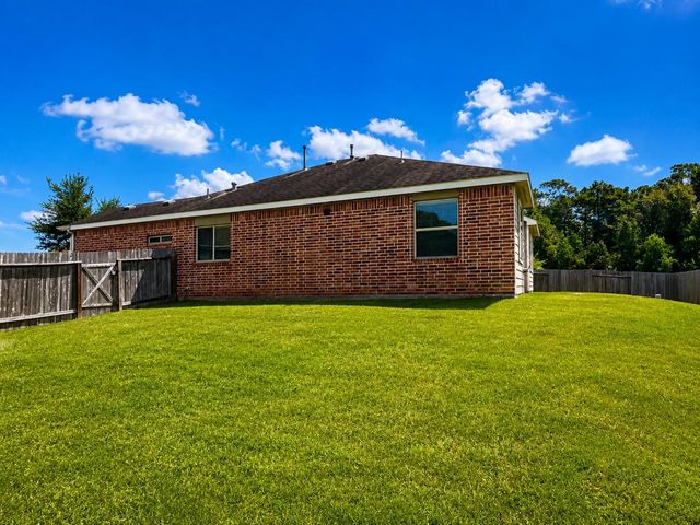 16203 Augusta Oaks Court, Crosby, TX 77532