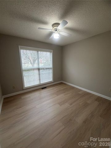 8016 Stevens Mill Road, Matthews, NC 28104